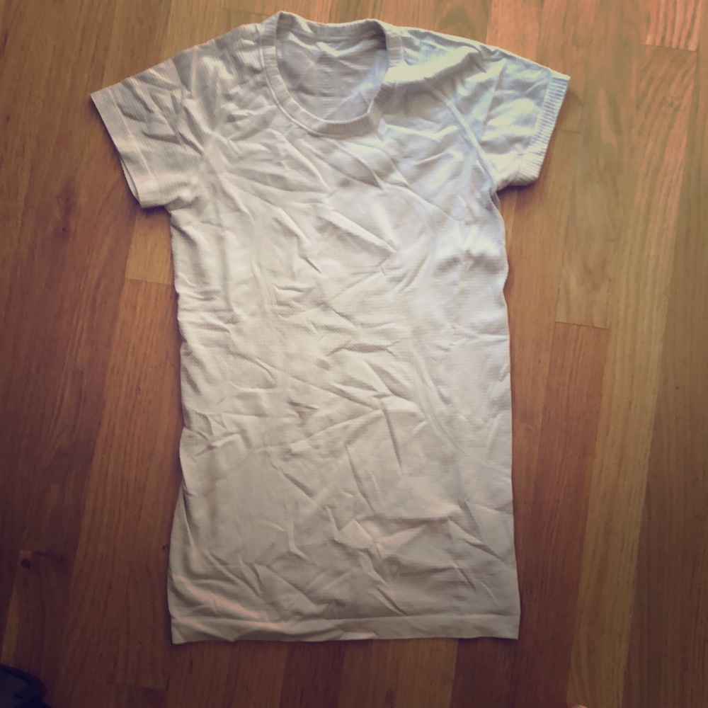 Lululemon top